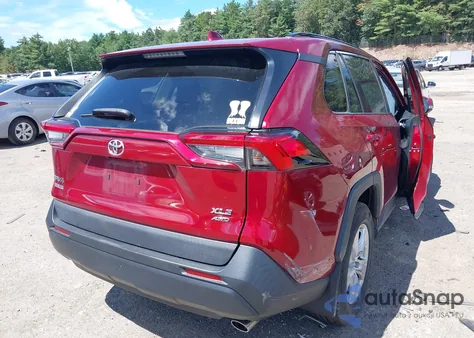2021 Toyota Rav4 Xle from USA, damaged, VIN 2T3P1RFV0MW164031